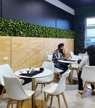 Royal Café & Kebab