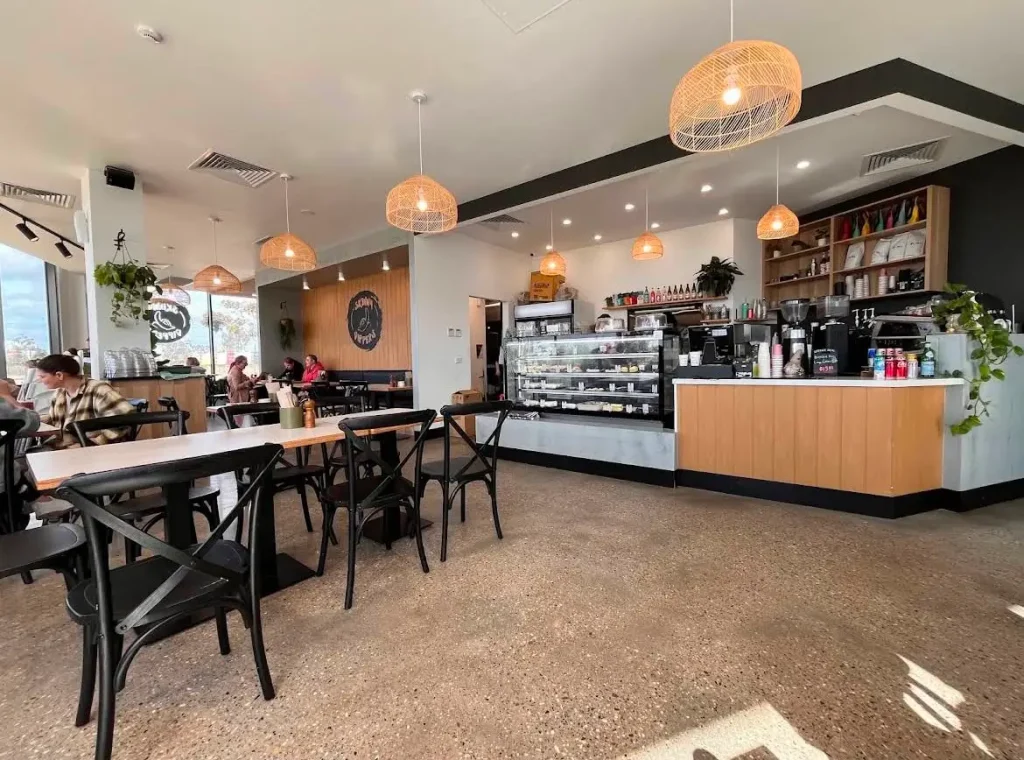 Skinny Dippers Cafe Maddingley